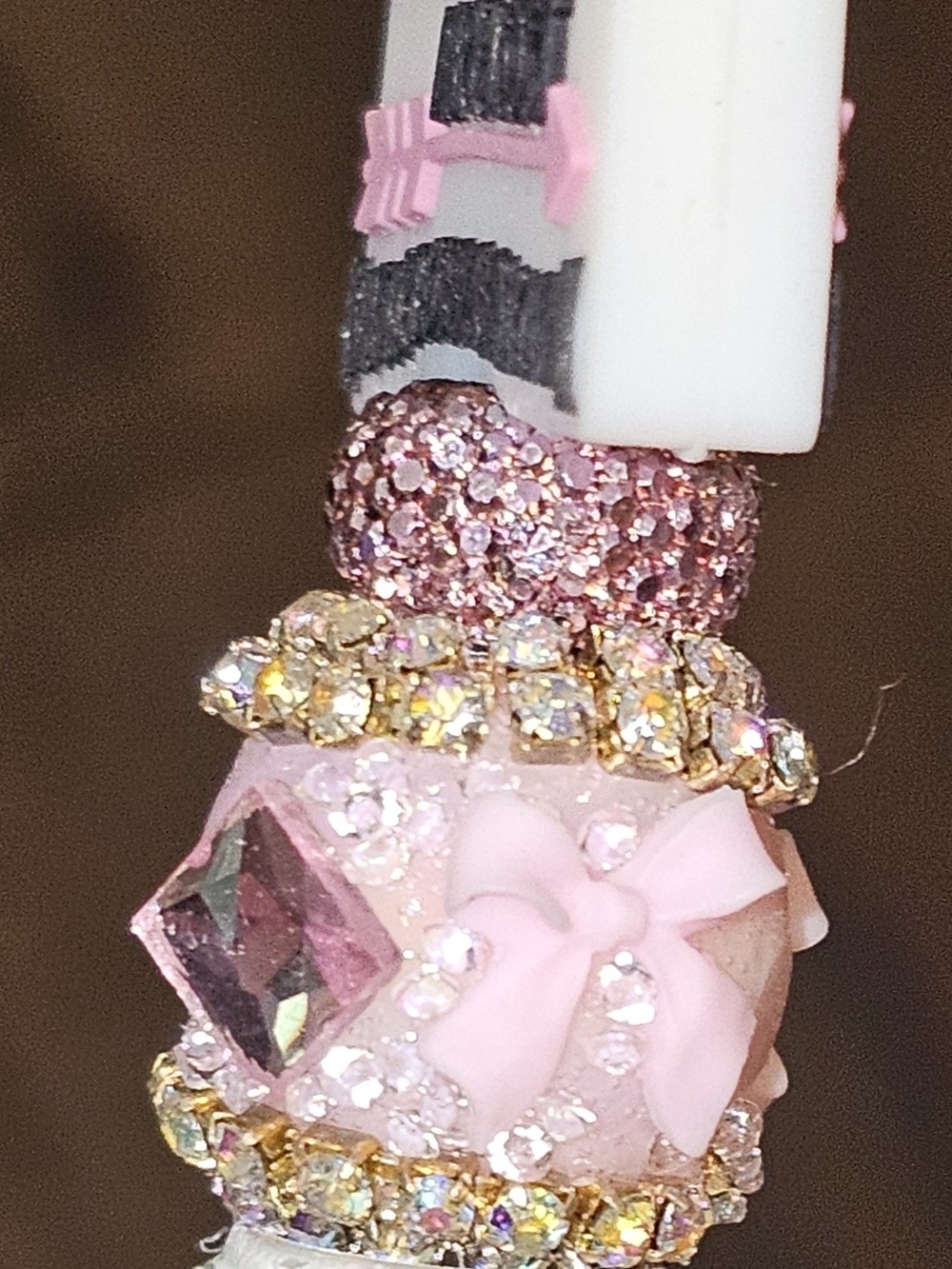 Pink Crystal Embellished Women’s Pen - Picture 3 of 6